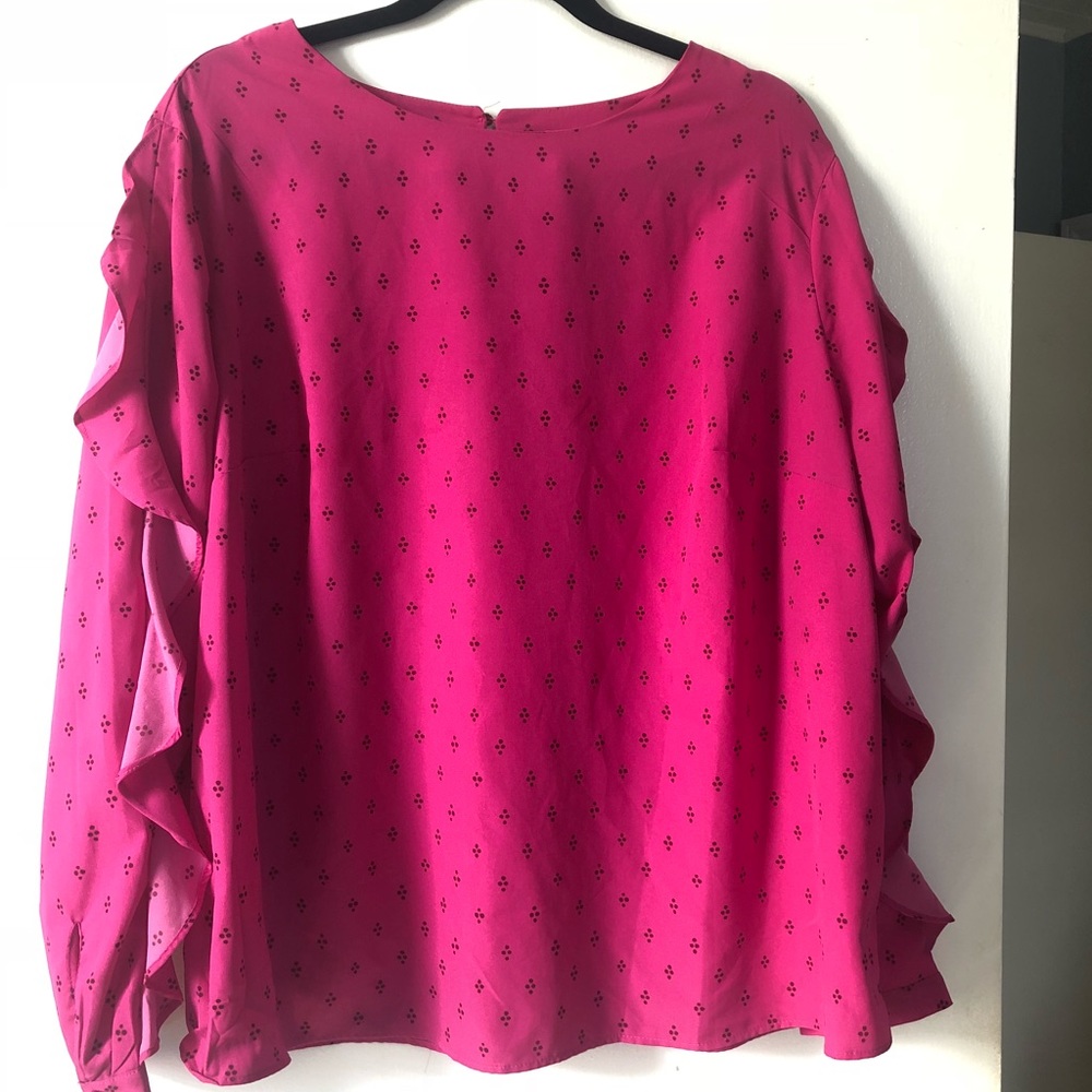 Ava & Viv pink ruffle sleeve blouse. 2x